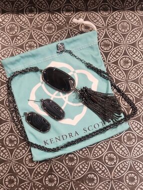 Kendra Scott Black Rayne Necklace with Matching Black Elle Earrings